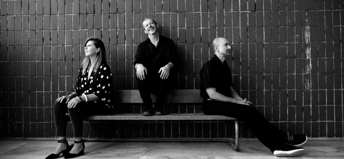 To Treno sto Rouf_Xthes to vrady_02