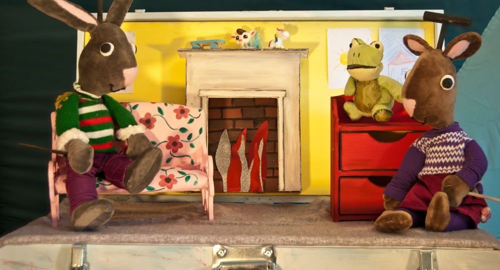 Τικ-&-Τελα_Στο-Τζάκι_small_Ο Βατραχάκος_Παραμυθοχώρα