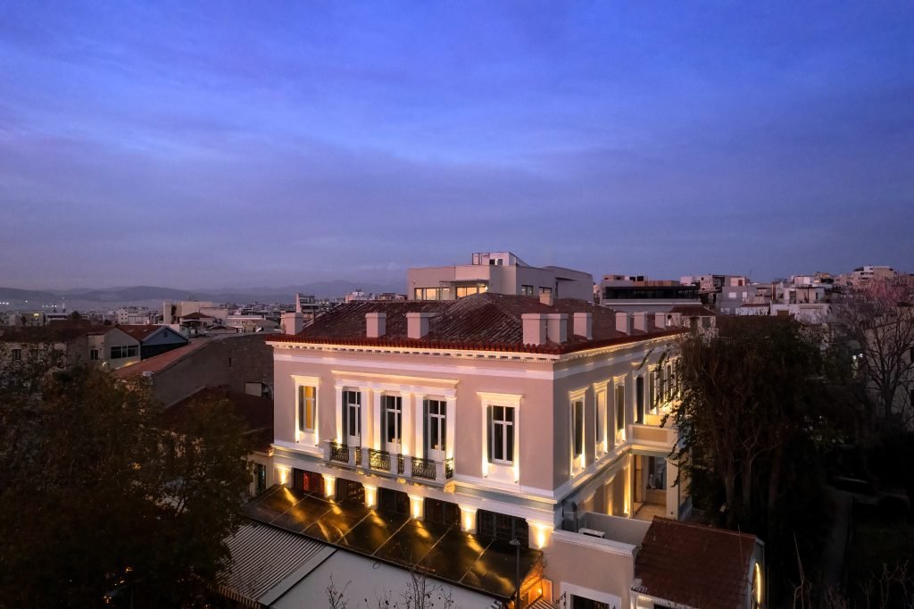 Aria Hotels: Το νέο πολυτελές ξενοδοχείο La Divina υποδέχεται τους επισκέπτες του στο ιστορικό κέντρο της Αθήνας