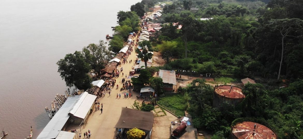 To EΜΣΤ υποδέχεται την άνοιξη με 2 ατομικές εκθέσεις και 2 μεγάλης κλίμακας in situ νέες αναθέσεις των διεθνώς αναγνωρισμένων καλλιτεχνών Τζάνις Ράφα, Sammy Baloji, Kasper Bosmans και Emma Talbot.