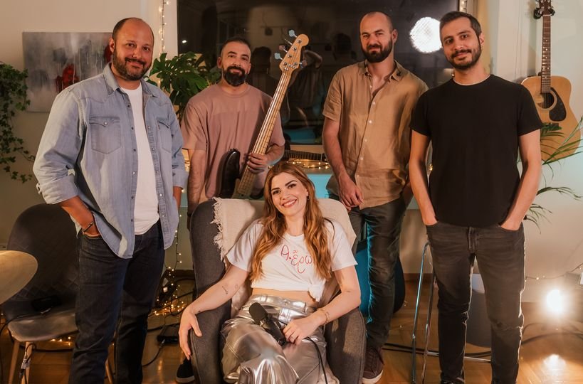 Η Μαρία Κουτσουρλή «Ζωντανά απ’ το Σαλόνι» ολοκλήρωσε την παρουσίαση του album «Μια άλλη εκδοχή»