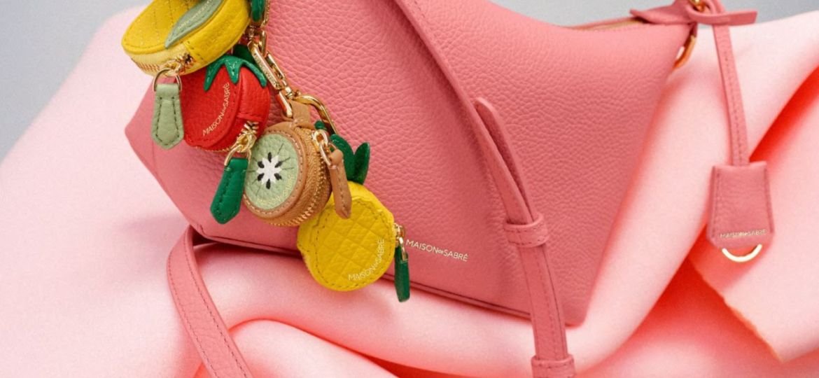 Η SALT WATER παρουσιάζει τη MAISON de SABRÉ