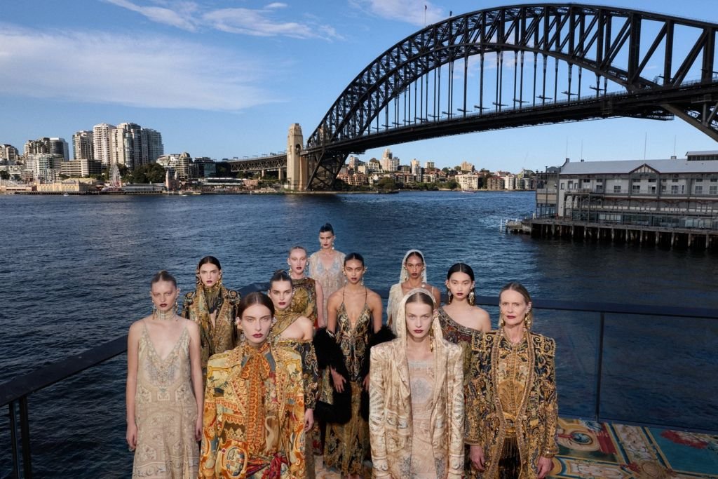 CAMILLA Χ THE MET : Μια πρωτοποριακή συλλογή που ενώνει μόδα και τέχνη