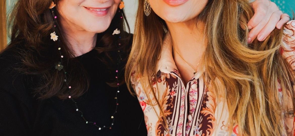 Η εξαιρετική Φιλαρέτη Κομνηνού καλεσμένη της Γιώτας Τσιμπρικίδου στο #194 Artpodcast μάς επιτρέπει να την γνωρίσουμε καλύτερα…